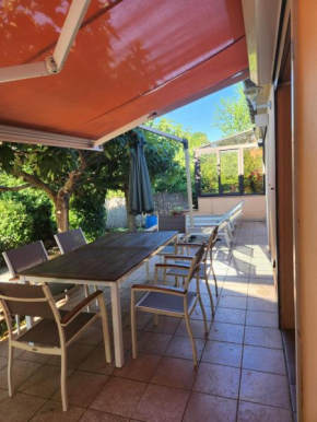 Villa cossue spacieuse climatisée
